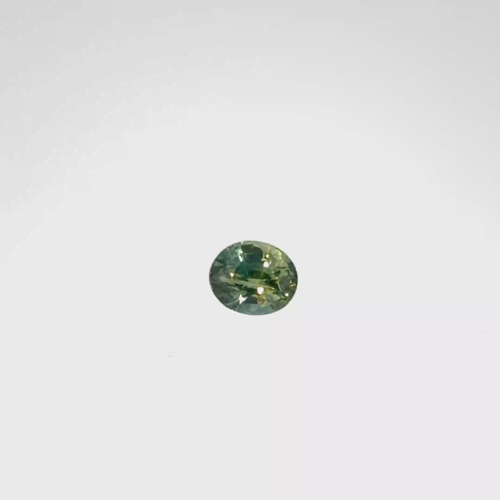 1.02 Ct Parti Sapphire