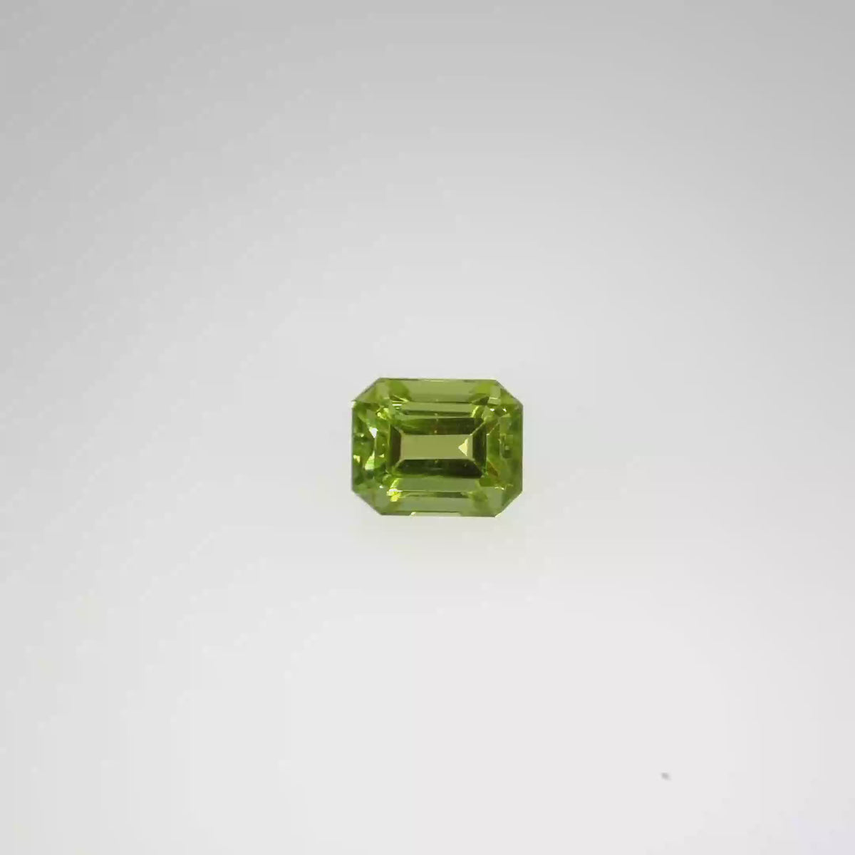 1.85 Ct Peridot
