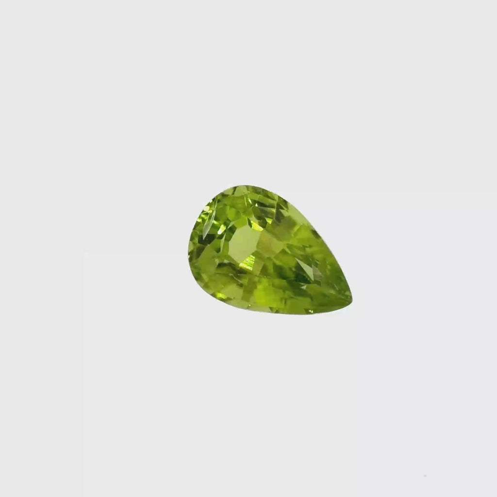 3.32 Ct Peridot