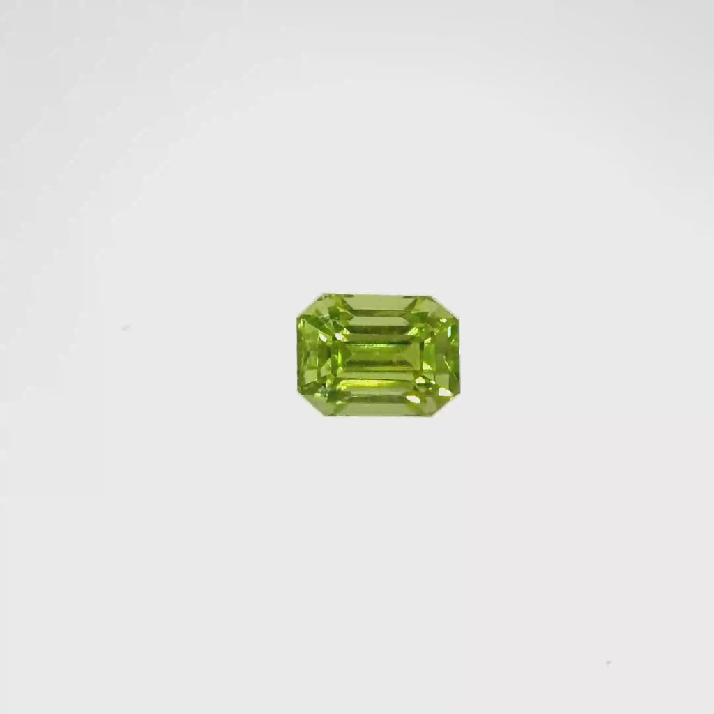 1.91 Ct Peridot