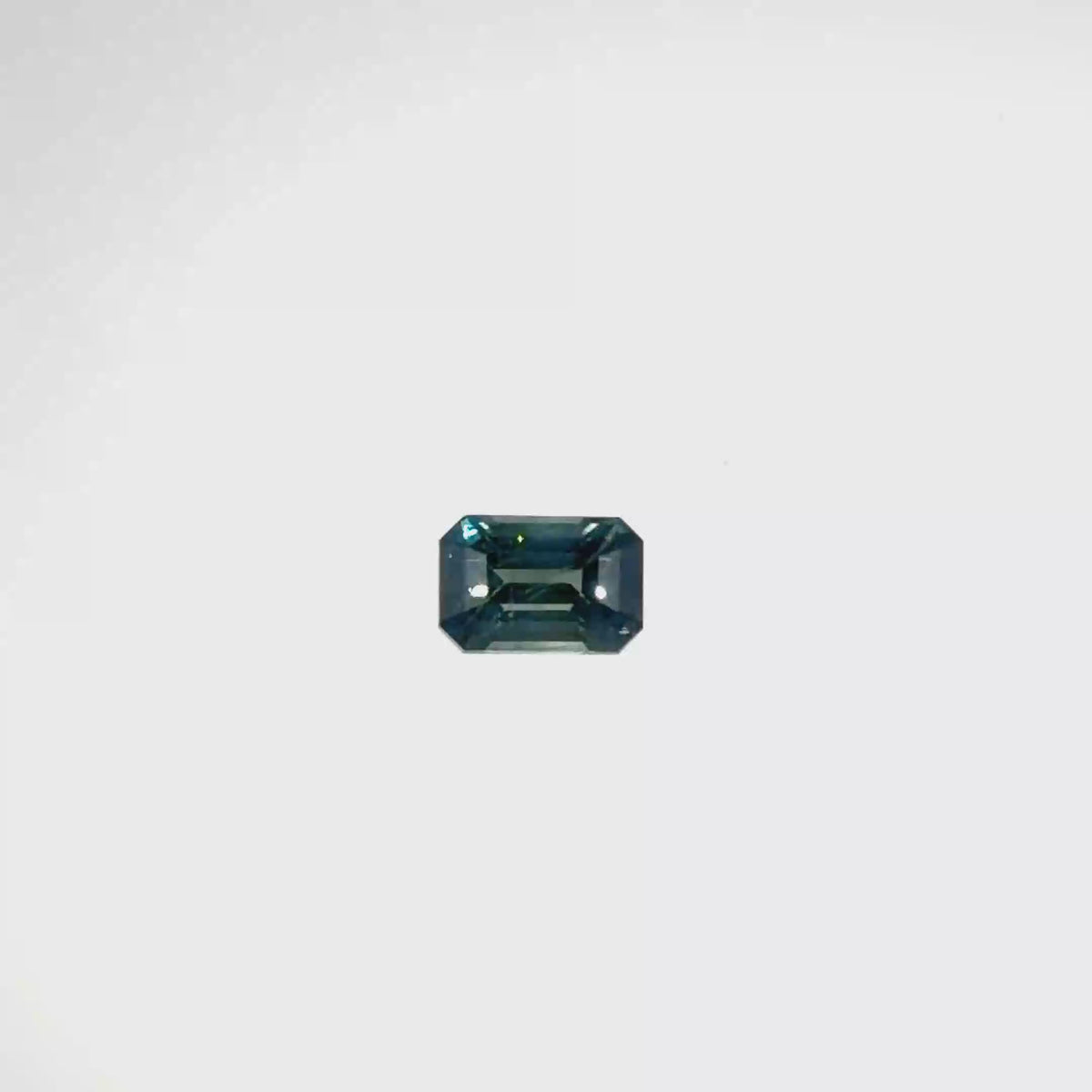 1.38 Ct Parti Sapphire